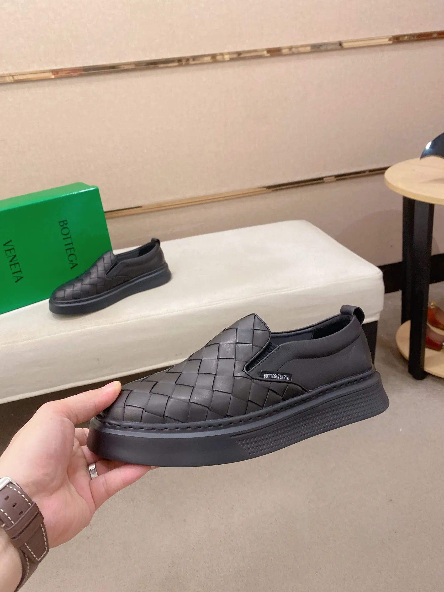 Men's shoes💰 500💰 【BV】The latest hot style‼ ️Casual men's shoes, uppers imported first-layer cowhide. Fully imported first-layer leather lining✔️Exquisite workmanship, excellent foot feel, special rubber sole✔️, cool and fashionable, the latest fashion, fashionable outsole, hurry up. Code number: 38-44